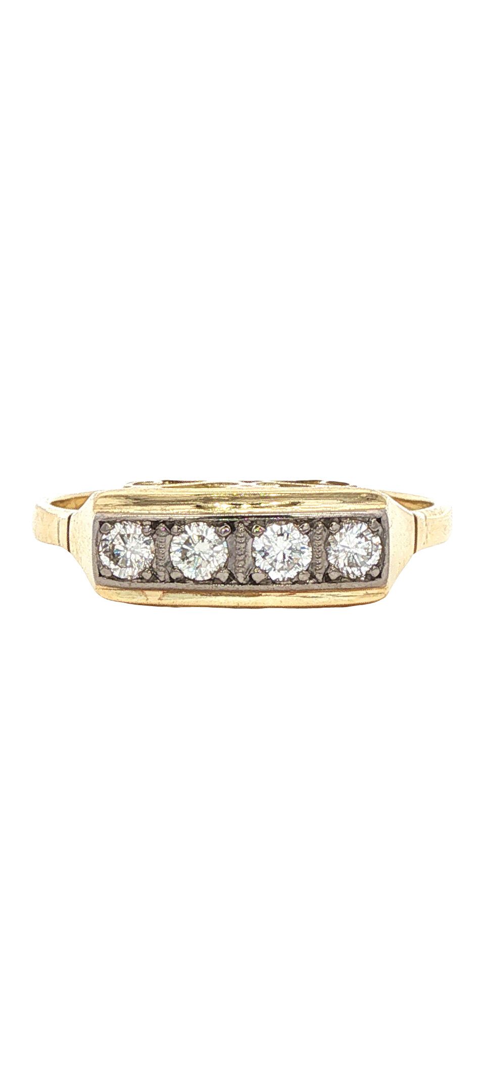 Vintage 14K Gold Ring with Diamond